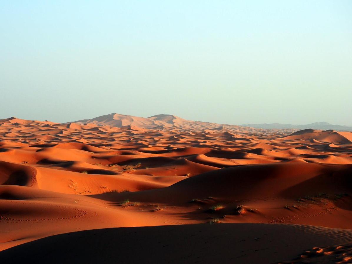 La Vallee Des Dunes - Auberge, Bivouacs Et Excursions Merzuga Kültér fotó