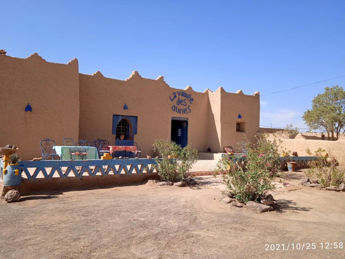 La Vallee Des Dunes - Auberge, Bivouacs Et Excursions Merzuga Kültér fotó