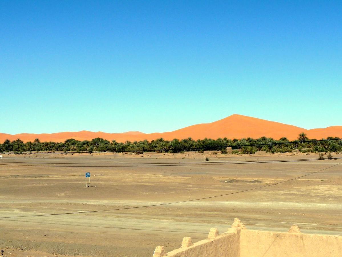 La Vallee Des Dunes - Auberge, Bivouacs Et Excursions Merzuga Kültér fotó