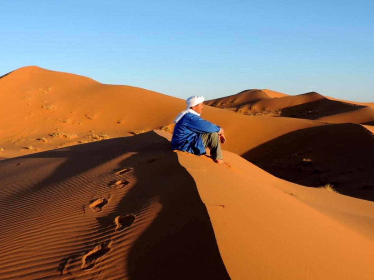 La Vallee Des Dunes - Auberge, Bivouacs Et Excursions Merzuga Kültér fotó